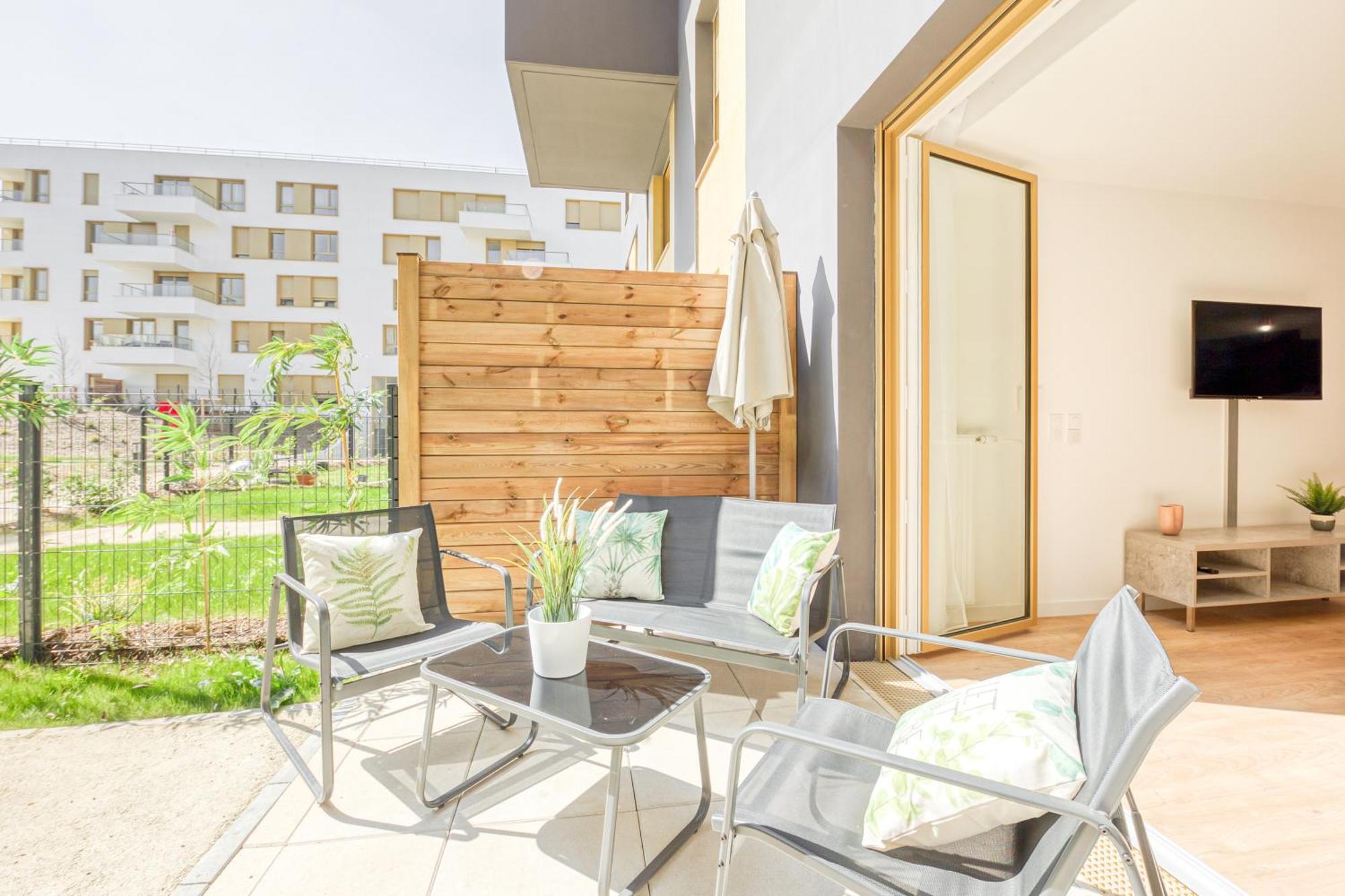 Massy Serenity - 64M2, Terrace, Balcony, Parking Ngoại thất bức ảnh